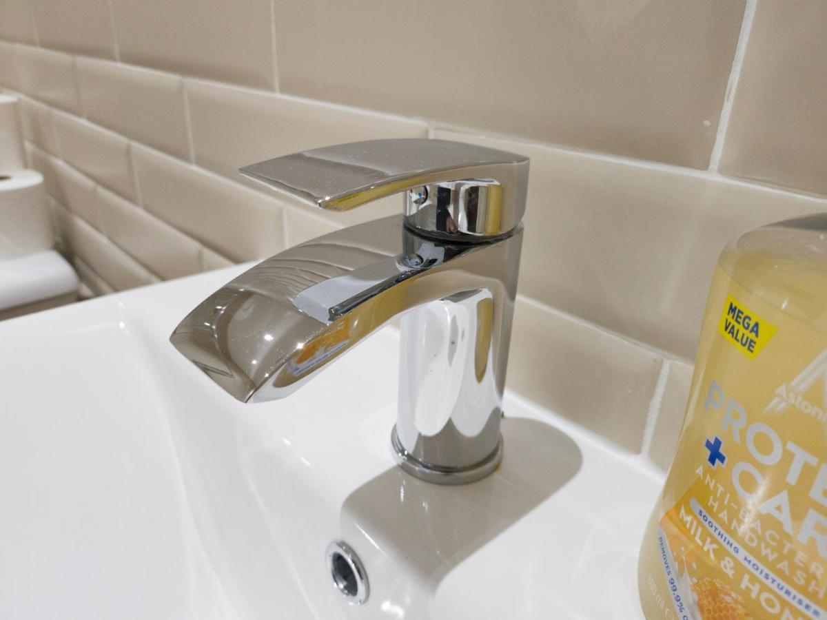Principality Suites; Three Bed By Property Promise Cardiff Eksteriør billede