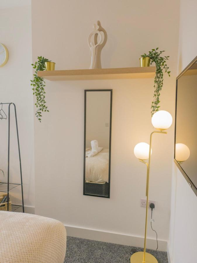 Principality Suites; Three Bed By Property Promise Cardiff Eksteriør billede